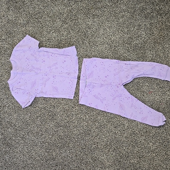 4 12 MONTH WONDER NATION PAJAMA SETS - Picture 5 of 13